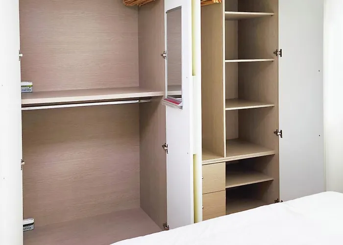 Cozy Gangnam Style Trip, 3min To Subway, Calm & Chic Apartment
