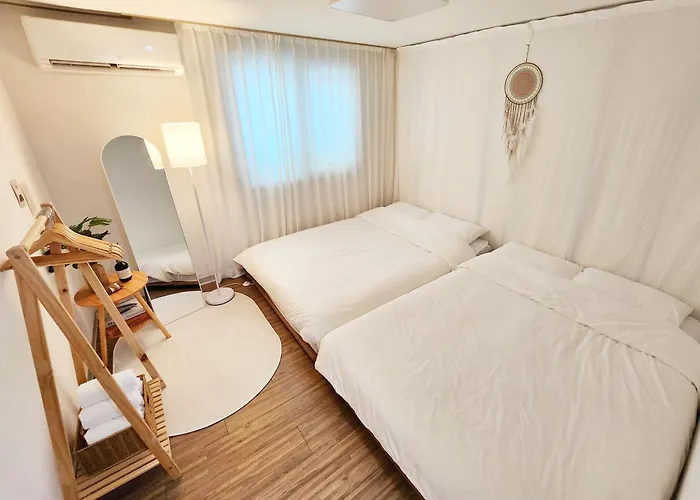 Cozy Gangnam Style Trip, 3min To Subway, Calm & Chic * Seoul