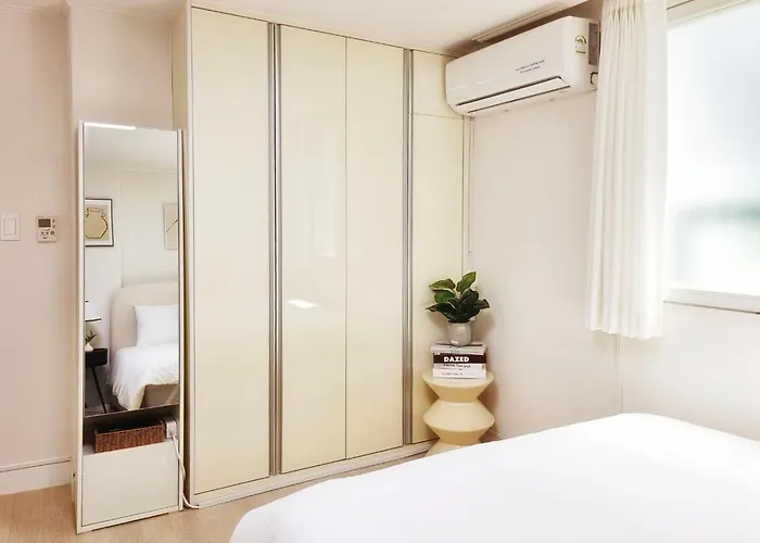 Cozy Gangnam Style Trip, 3min To Subway, Calm & Chic Apartment Seoul