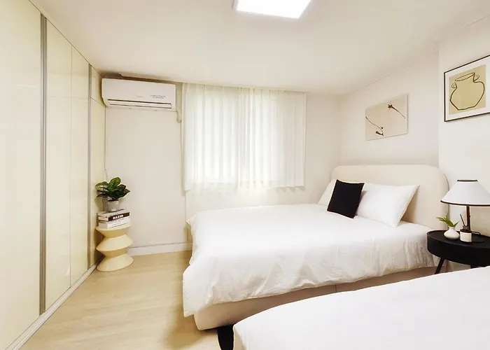 Apartment Cozy Gangnam Style Trip, 3min To Subway, Calm & Chic *