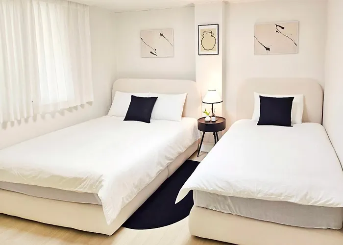 Apartment Cozy Gangnam Style Trip, 3min To Subway, Calm & Chic